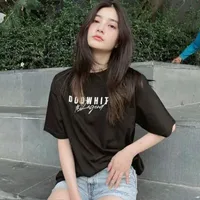 Mable tủi đôi mươi