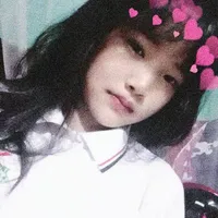 Trang ( nữ chính kiêm học bá)