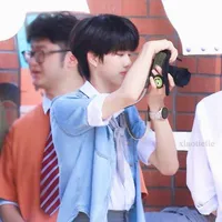 Trương Hàm Thụy_T