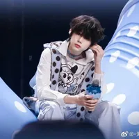 Trần Dịch Hằng_em