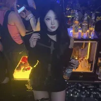 Thụ Tiểu Hà |ả