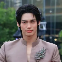 Win Metawin Opas-iamkajorn( Vua)