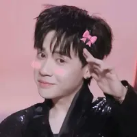 Lê Quang Hùng (Phone)