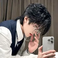 Tô Hạ Thần - anh cả