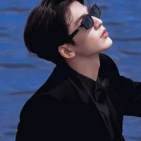 huỳnh tấn phát_ đàn em thân cạch của cô