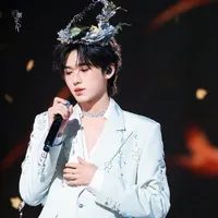 Tống Á Hiên