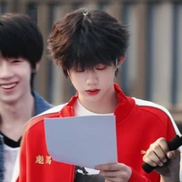 Trần Dịch Hằng _em