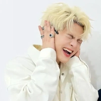 NGUYỄN QUANG ANH(RHYDER):HẮN