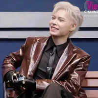 Nguyễn Hoàng Bách-JeyB