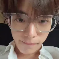 Suppakarn Jirachotikul - Por | Anh