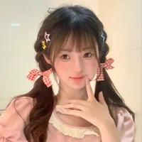 Ella(ng yêu cũ Luke)