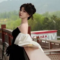 Vương Hiểu Giai ( Bot 1)