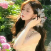 Hạ Ngọc Vi Vi