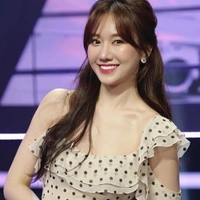 Hari Won ( Mẹ Happy)