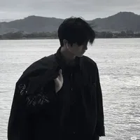 Thẩm Tư Niên