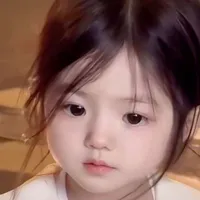 Thái Hoàng Nhi- lúc nhỏ