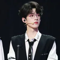 Quan Tuấn Thần_QTT