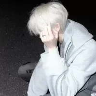 Hoàng Long Duy - na⁹