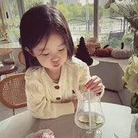 Trương Khả Ngoc-Nhỏ