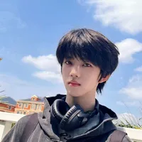 Trương Hàm Thụy(bé)