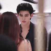 Naravit Lertratkosum [ Pond ]