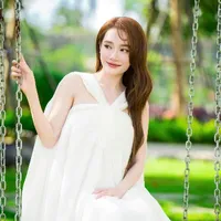 Nhã Phương ( mẹ Happy, Phương)