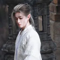 Li Vẫn • Long Thần