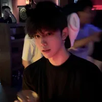 Vương Mặc Dạ