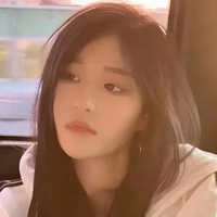 vương dịch ( cô)