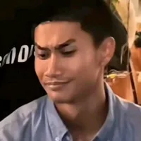 hùng