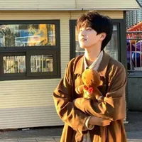 ♋|Huỳnh Đức Tiến|@ogustien|21yrs