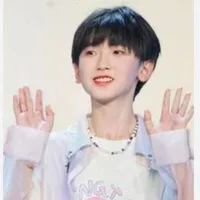 Kỳ Hàm - em