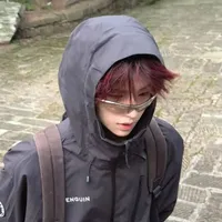 Mạc Thiên Minh Huy(bff cô, anh)