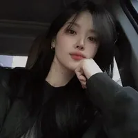 Lâm Tư Hạ ( em )