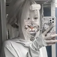 • Hàn Băng Băng | @hens_benben0w0