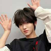 Tả Kỳ Hàm _cậu