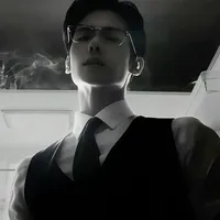 Bố anh