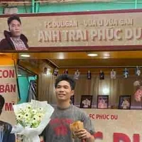 Phúc Du-Con trai bà bán bánh mỳ