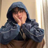 TaeHuyng (v)