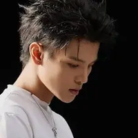 Thái Ngân(mẹ bách)