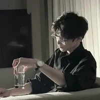 Lục kỉ chì | anh  ba