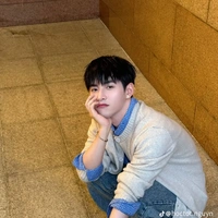 Hùng Huỳnh 