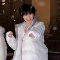 Trần Dịch Hằng-hắn