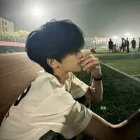 Triệu Chu Diên (lớp trưởng 11A1)