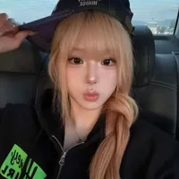 Châu Bảo Ngọc -bạn nu9 (phô mai )