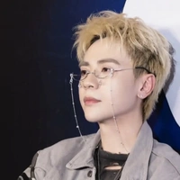 tg thích viết truyện SE