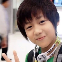 Bambam(bam, 7 tuổi)