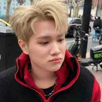 Hoàng Đức Duy-Bông 