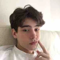 Leo Castro