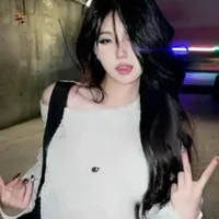 Tạ Gia Linh (bff nu9)